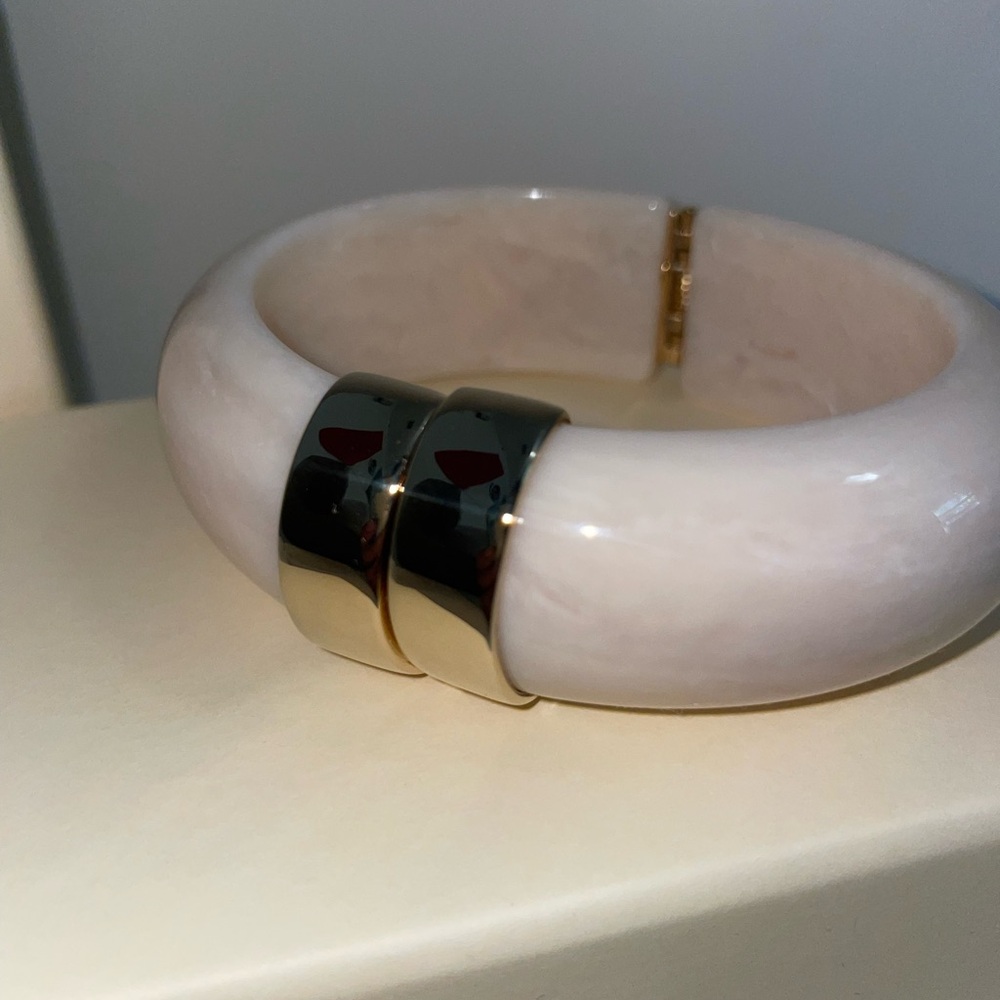 Elegant Gold and Cream Bangle Bracelet